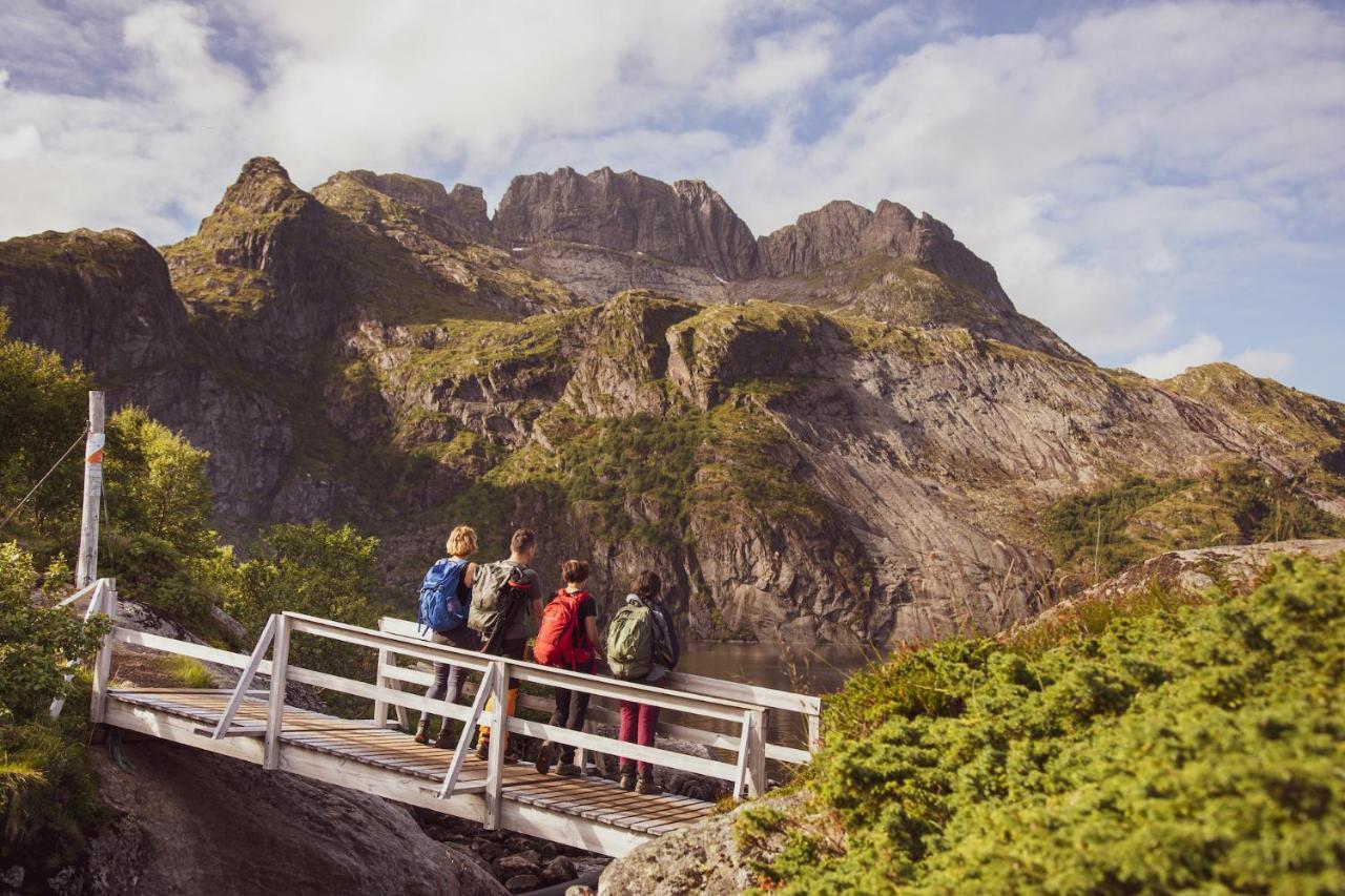 Lofoten Planet Basecamp Villa Sørvågen Exterior foto