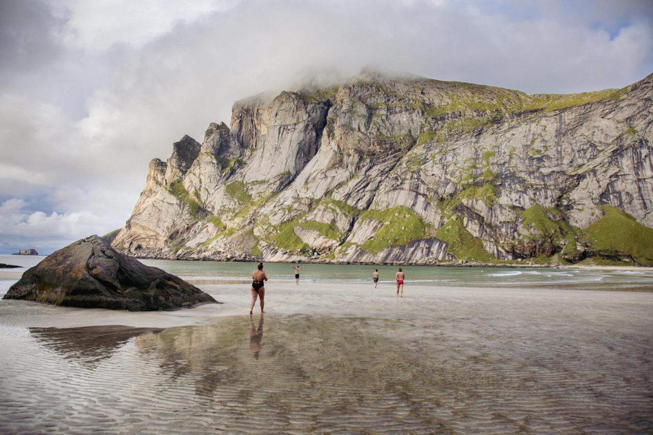 Lofoten Planet Basecamp Villa Sørvågen Exterior foto