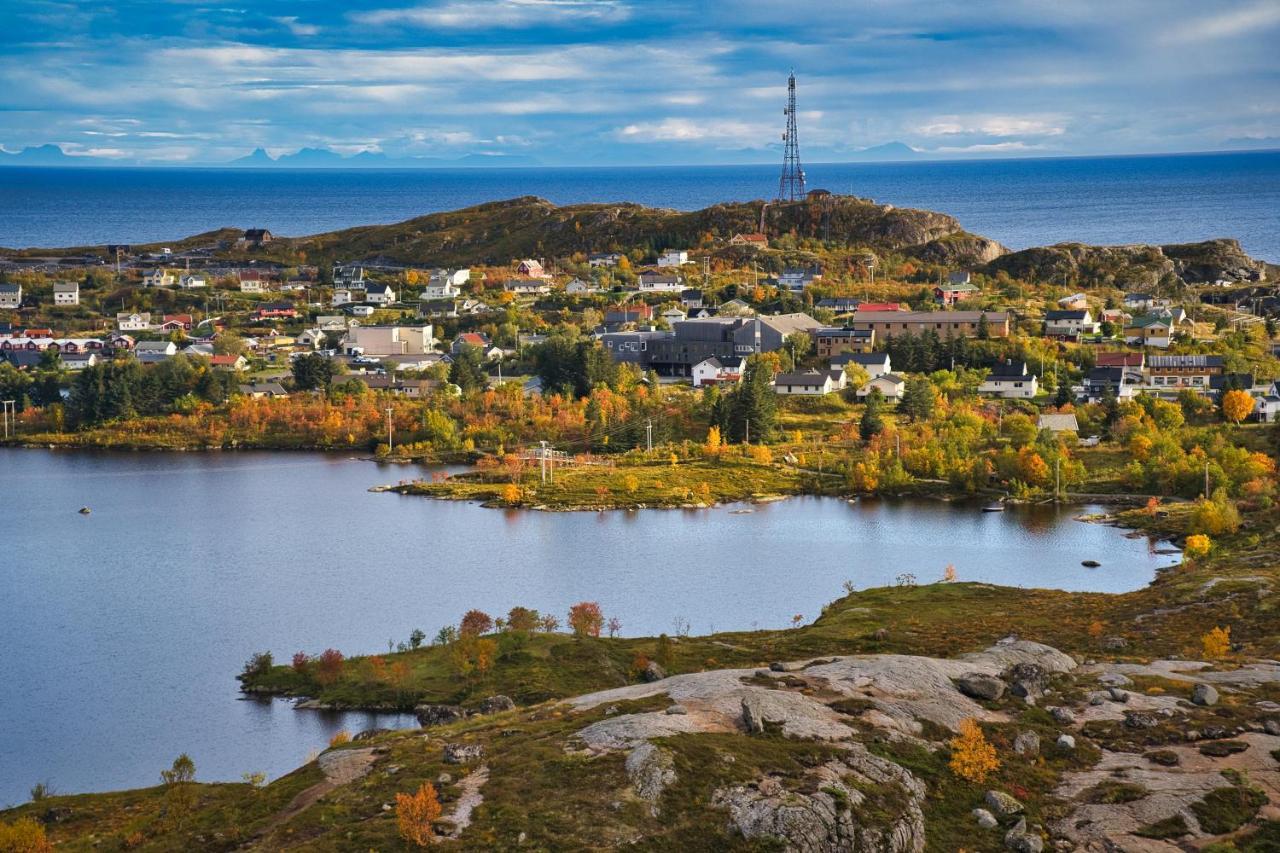 Lofoten Planet Basecamp Villa Sørvågen Exterior foto