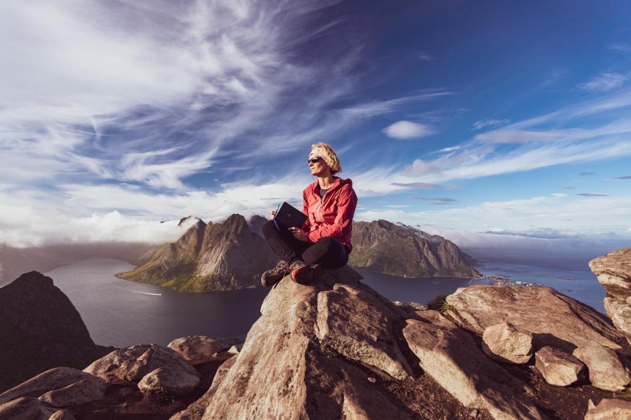 Lofoten Planet Basecamp Villa Sørvågen Exterior foto