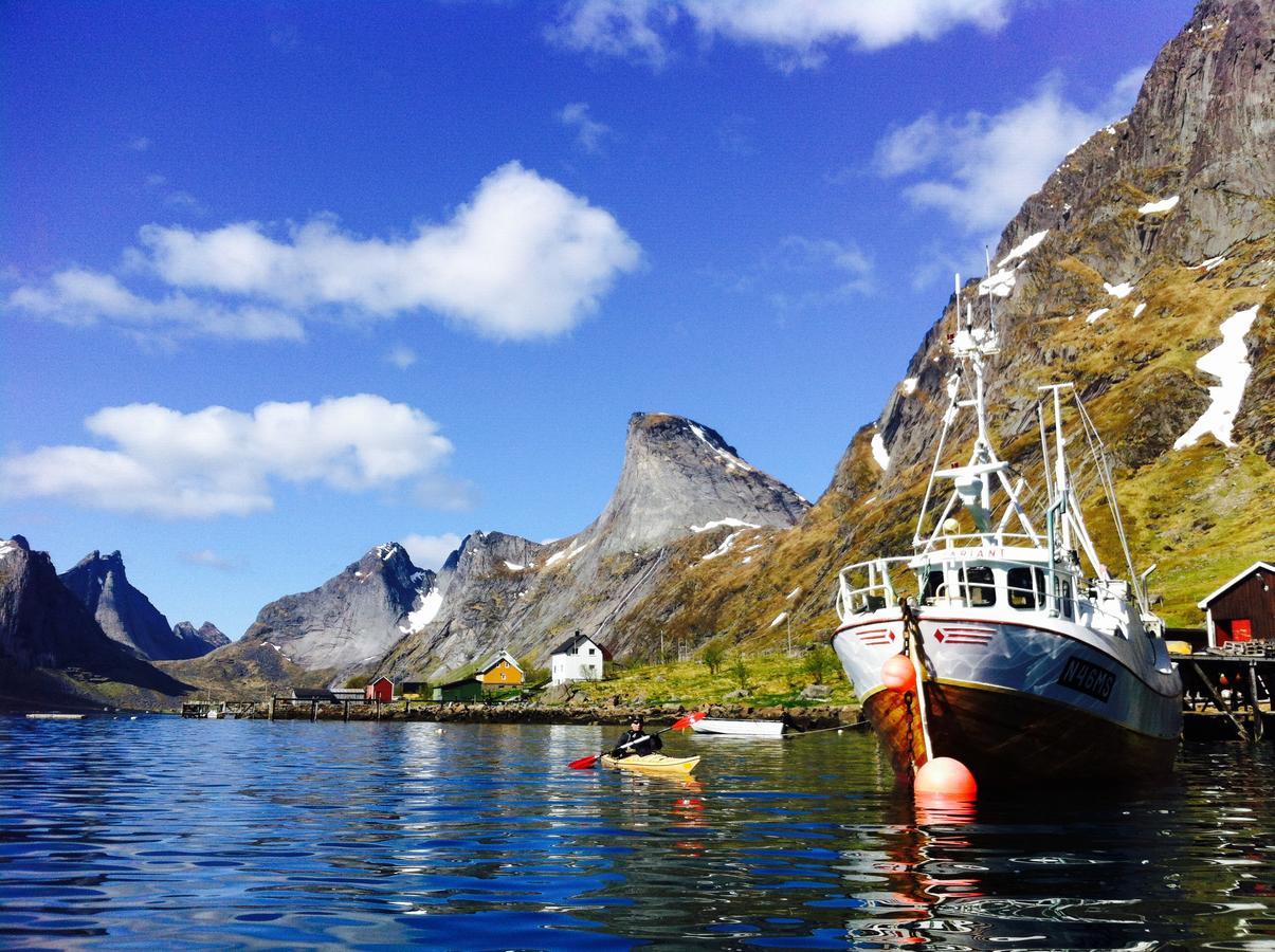 Lofoten Planet Basecamp Sørvågen Exterior foto